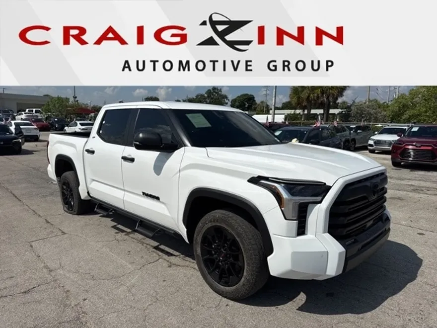 2024 Toyota Tundra SR5 photo 1