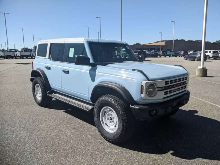 2025 Ford Bronco Heritage First Edition photo 1