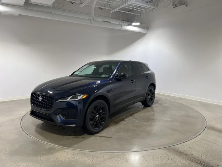 2026 Jaguar F-PACE P250 photo 1