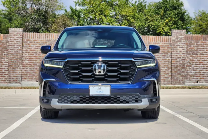2024 Honda Pilot EX-L photo 1