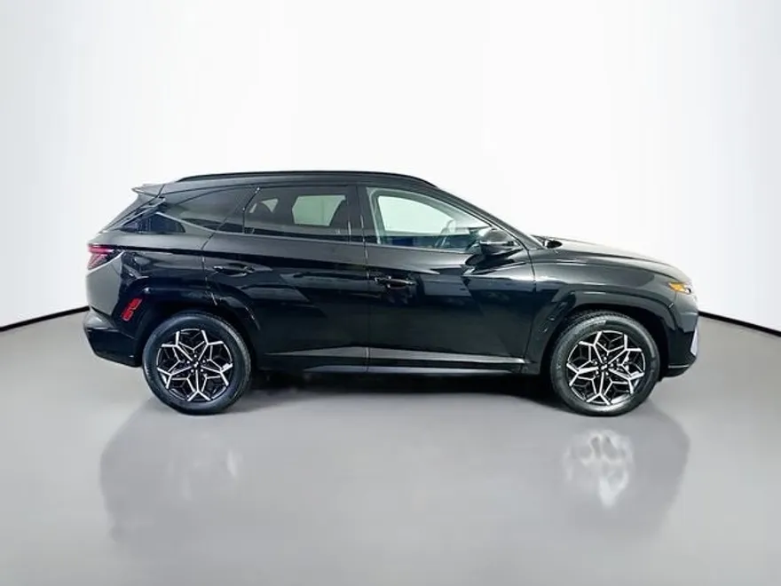 2024 Hyundai Tucson Hybrid N Line photo 1