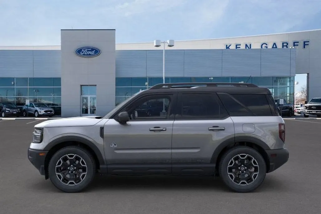 2025 Ford Bronco Sport Outer Banks photo 1