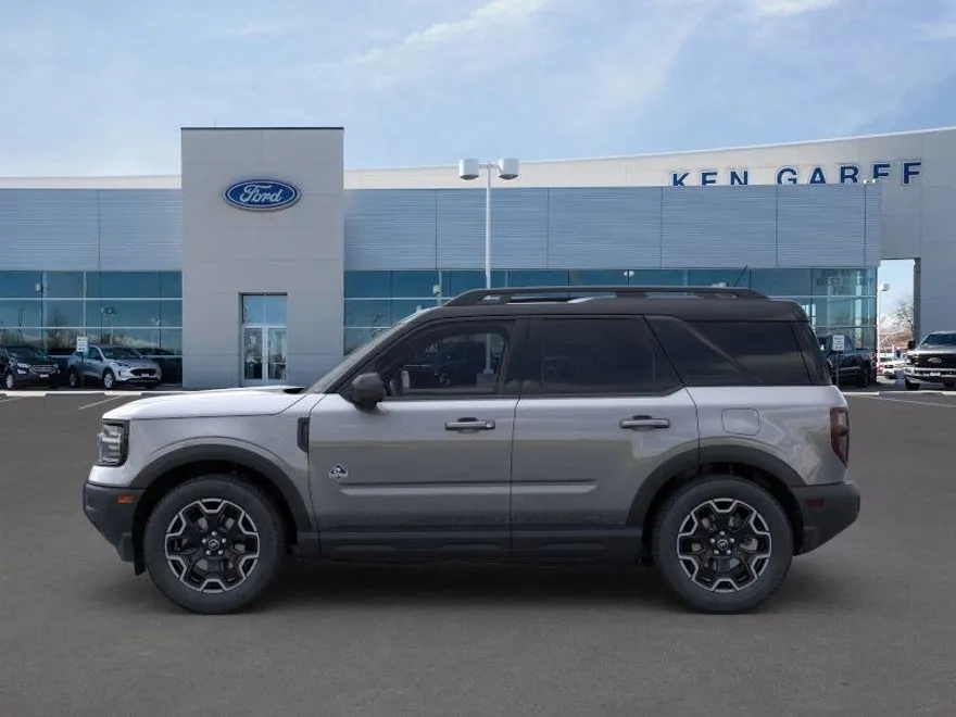 2025 Ford Bronco Sport Outer Banks photo 1