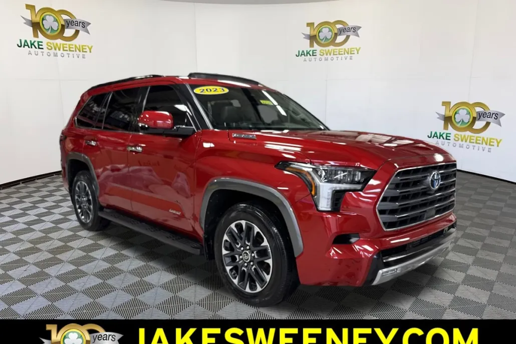2023 Toyota Sequoia Limited photo 1