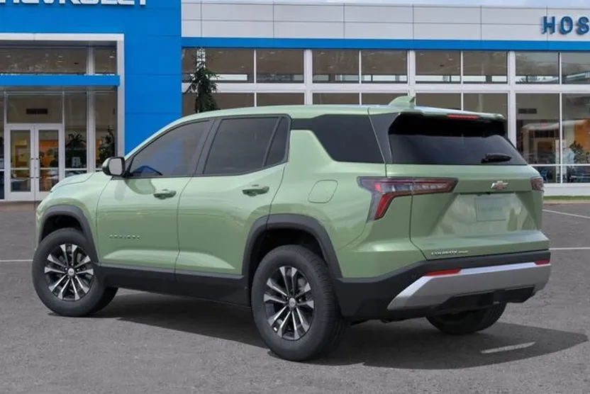 2026 Chevrolet Equinox LT photo 1