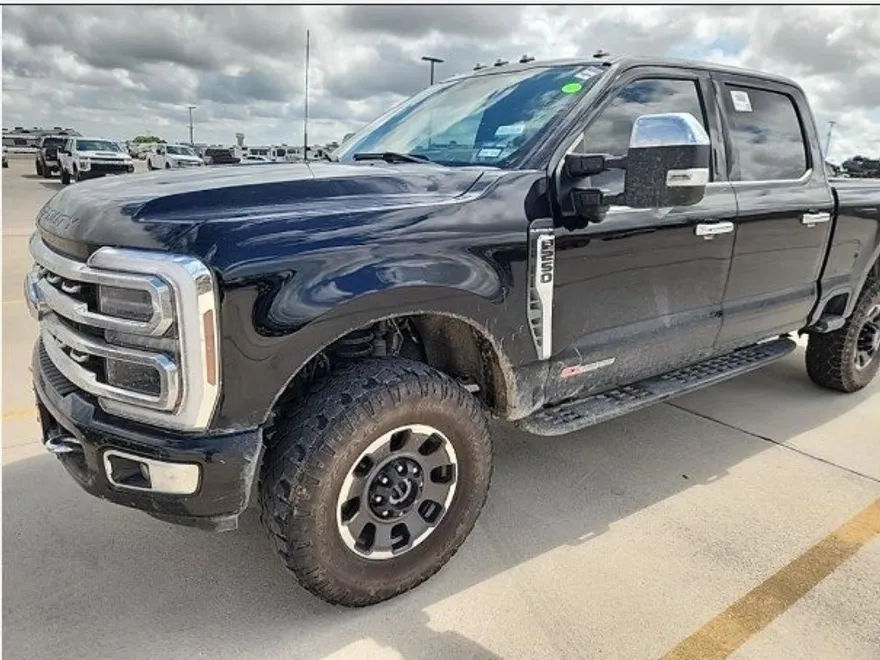 2024 Ford F-250 photo 1