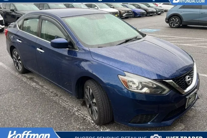2019 Nissan Sentra S photo 1