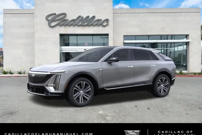 2025 Cadillac Lyriq Luxury photo 1