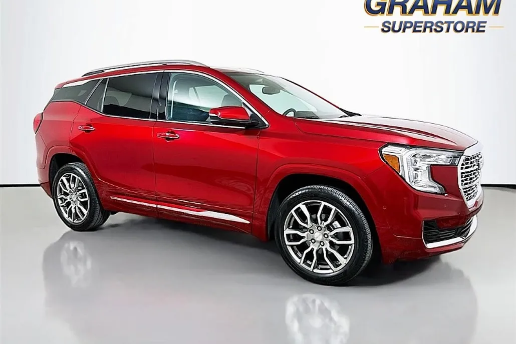 2024 Gmc Terrain Denali photo 1