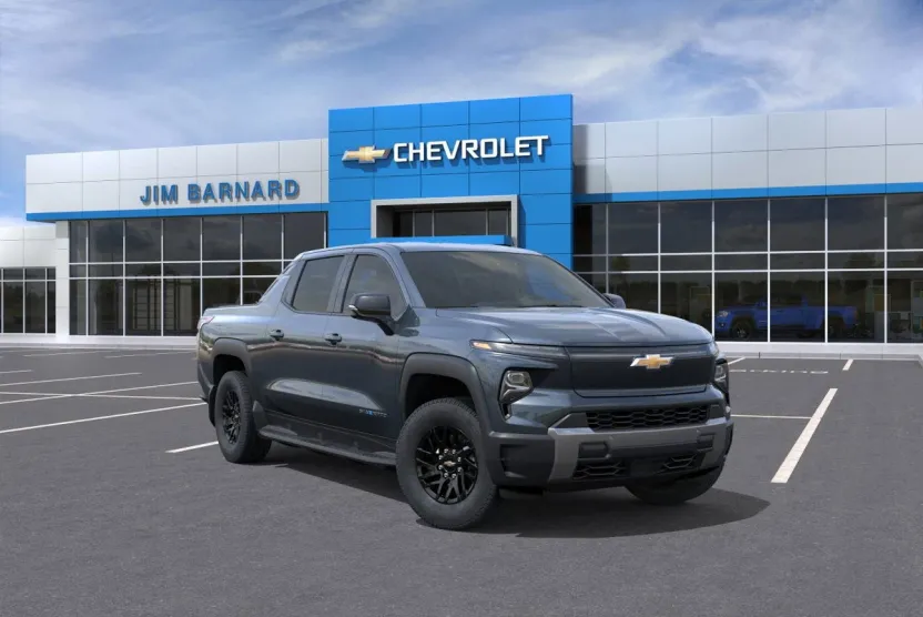 2026 Chevrolet Silverado EV LT photo 1