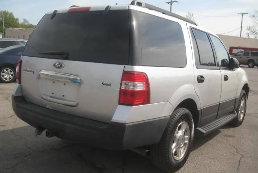 2012 Ford Expedition XL photo 1