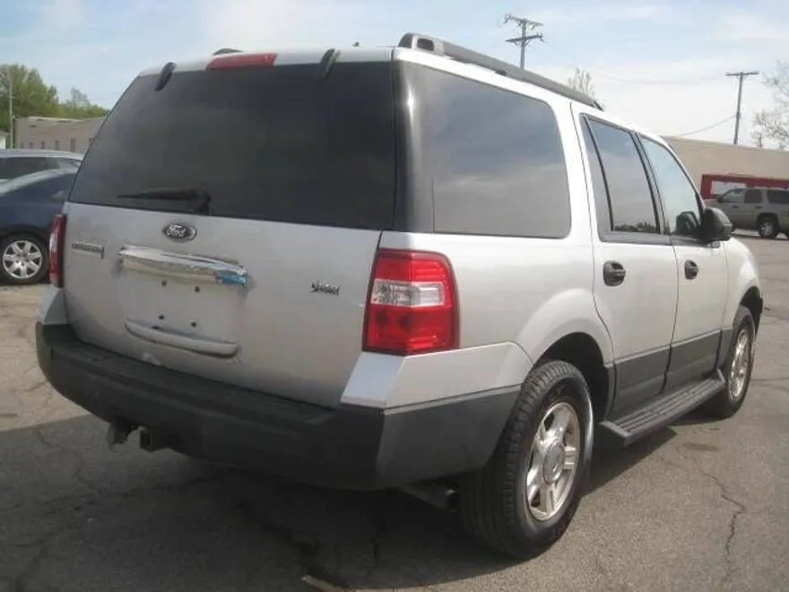 2012 Ford Expedition XL photo 1