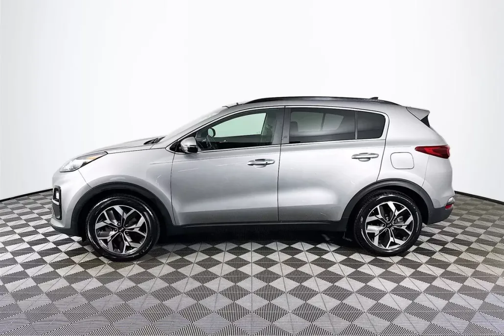 2022 Kia Sportage EX photo 1