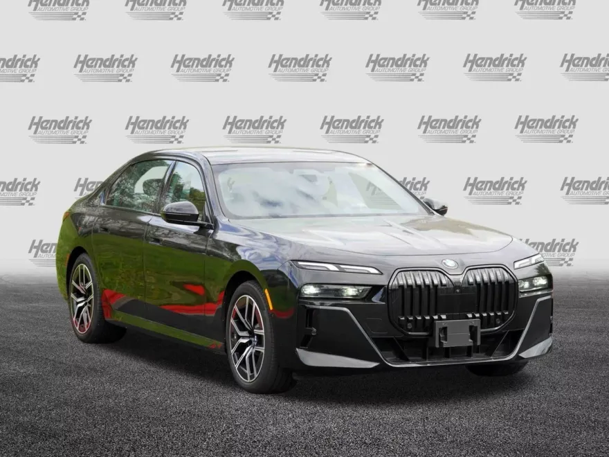 2023 Bmw 740i photo 1