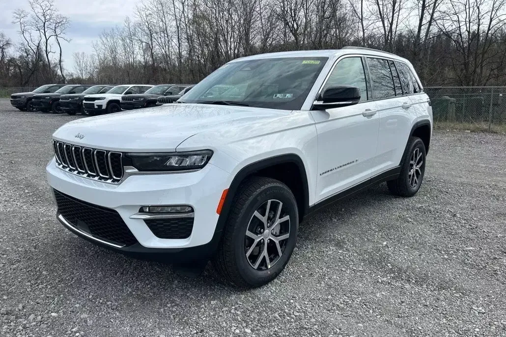 2025 Jeep Grand Cherokee Limited photo 1