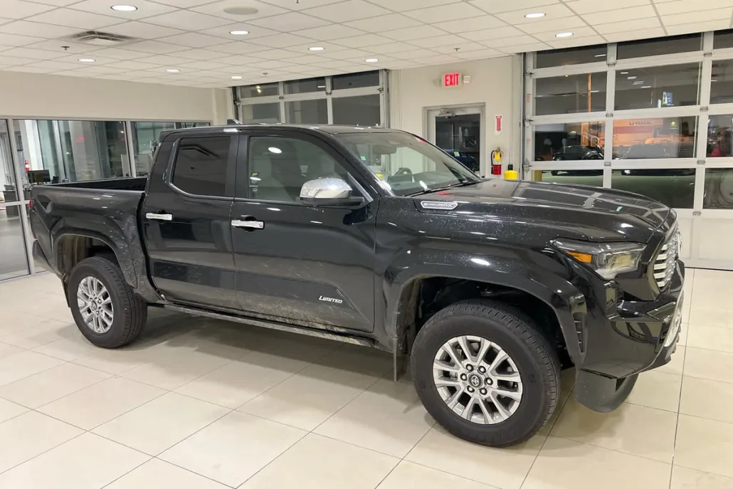 2024 Toyota Tacoma Limited photo 1
