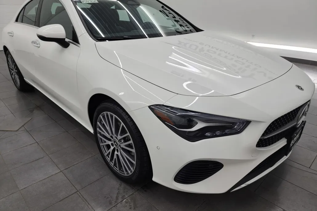 2025 Mercedes Benz CLA 250 4MATIC photo 1