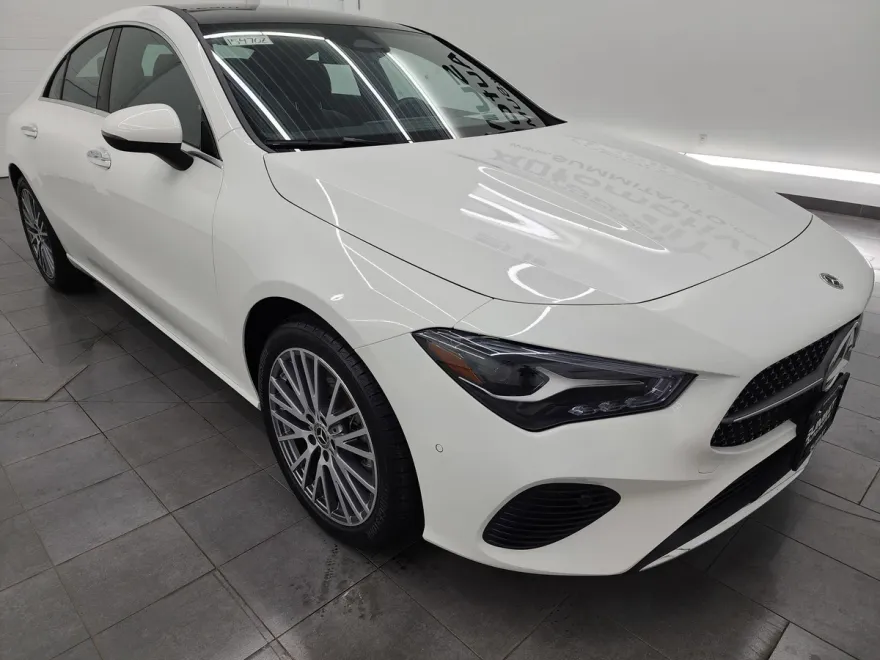 2025 Mercedes Benz CLA 250 4MATIC photo 1
