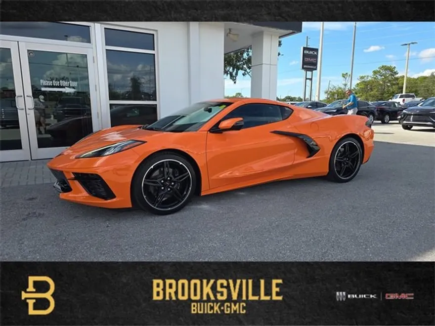 2023 Chevrolet Corvette 2LT photo 1