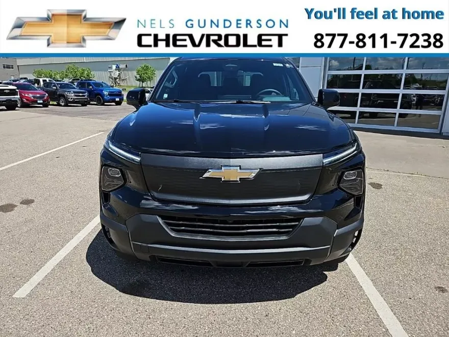 2024 Chevrolet Silverado EV Work Truck photo 1