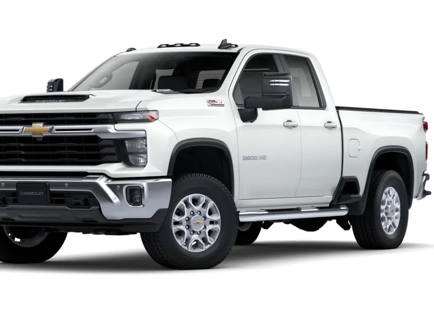 2025 Chevrolet Silverado 2500HD LT photo 1