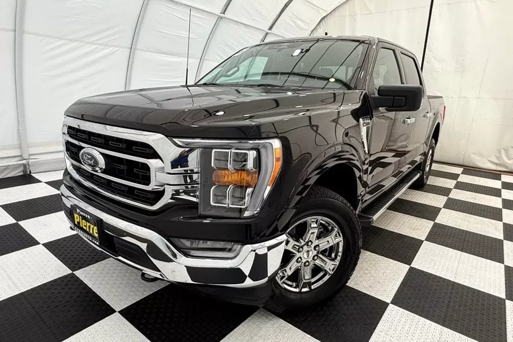 2022 Ford F-150 Lariat photo 1