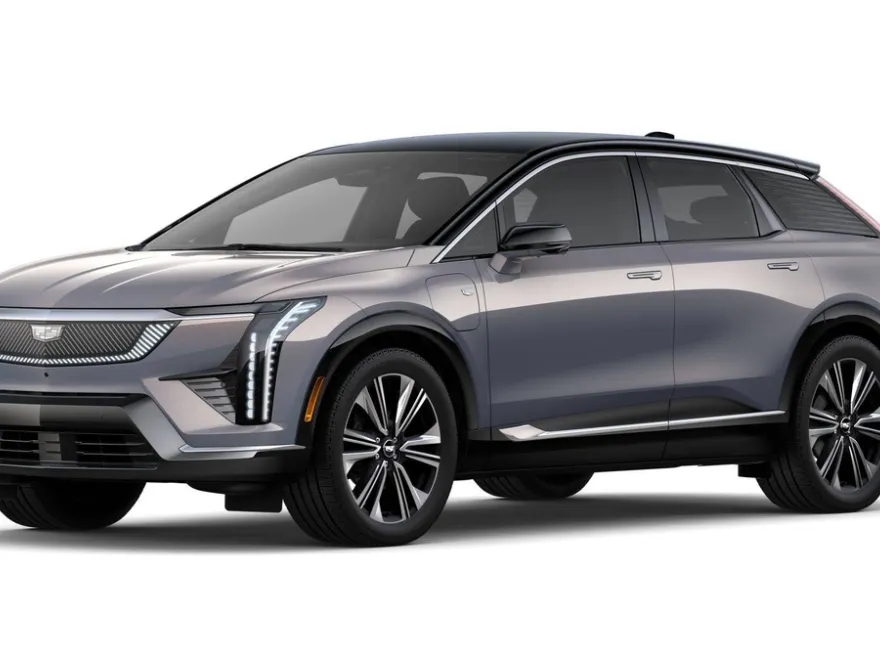 2025 Cadillac Optiq Luxury photo 1
