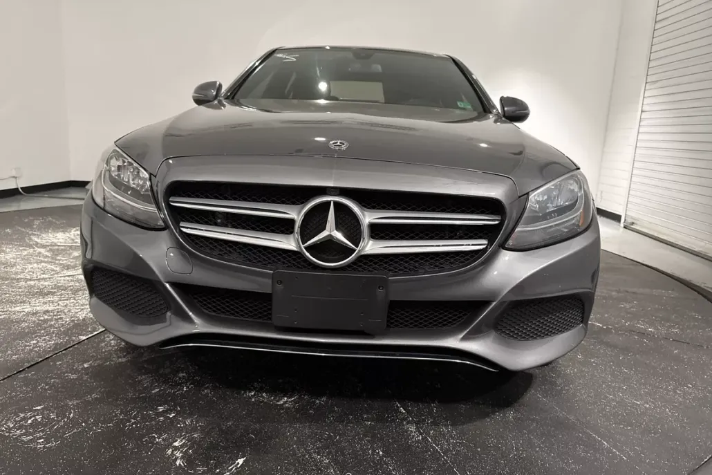 2018 Mercedes Benz C 300 4MATIC Sedan photo 1