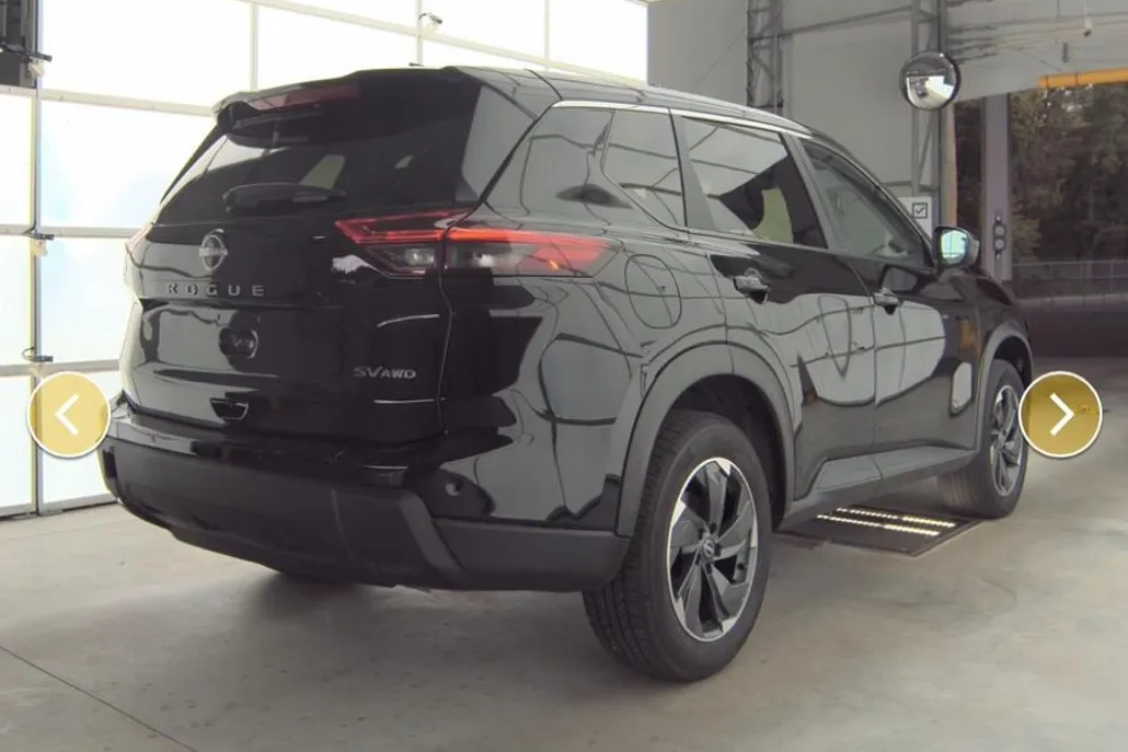 2024 Nissan Rogue SV photo 1