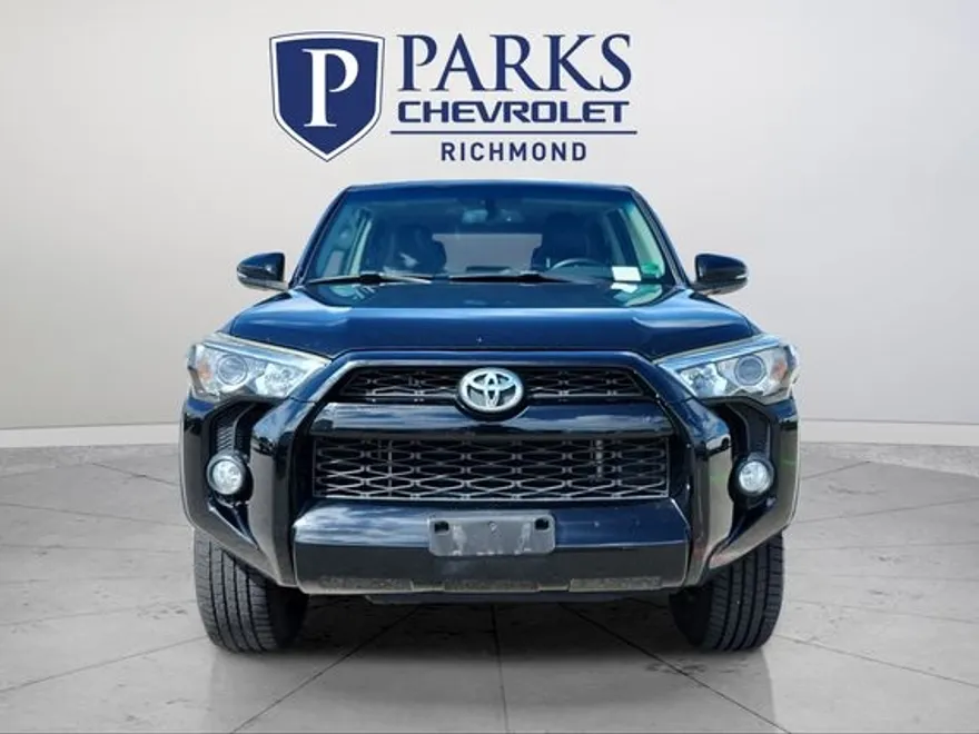 2014 Toyota 4Runner SR5 photo 1