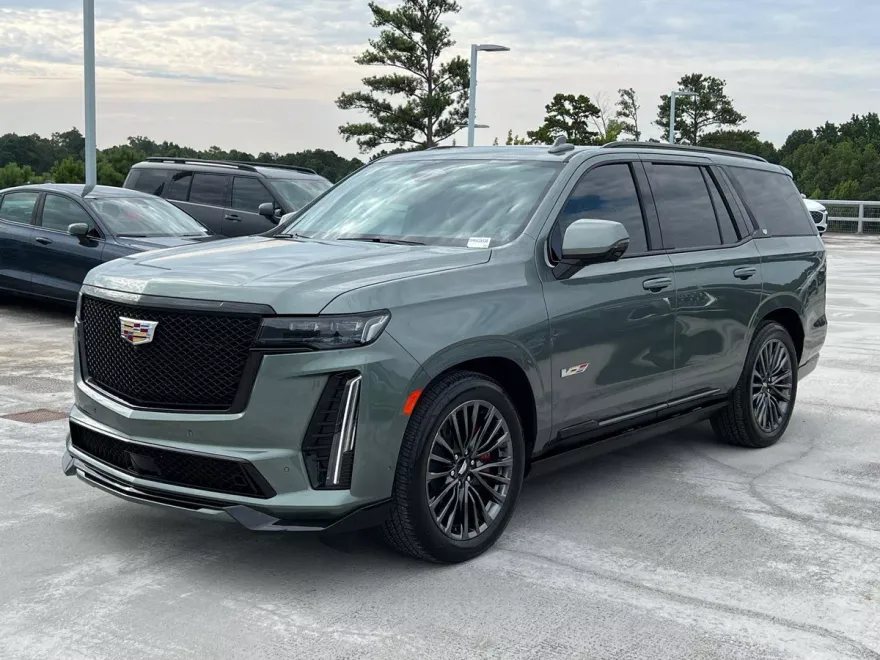 2023 Cadillac Escalade V-Series photo 1