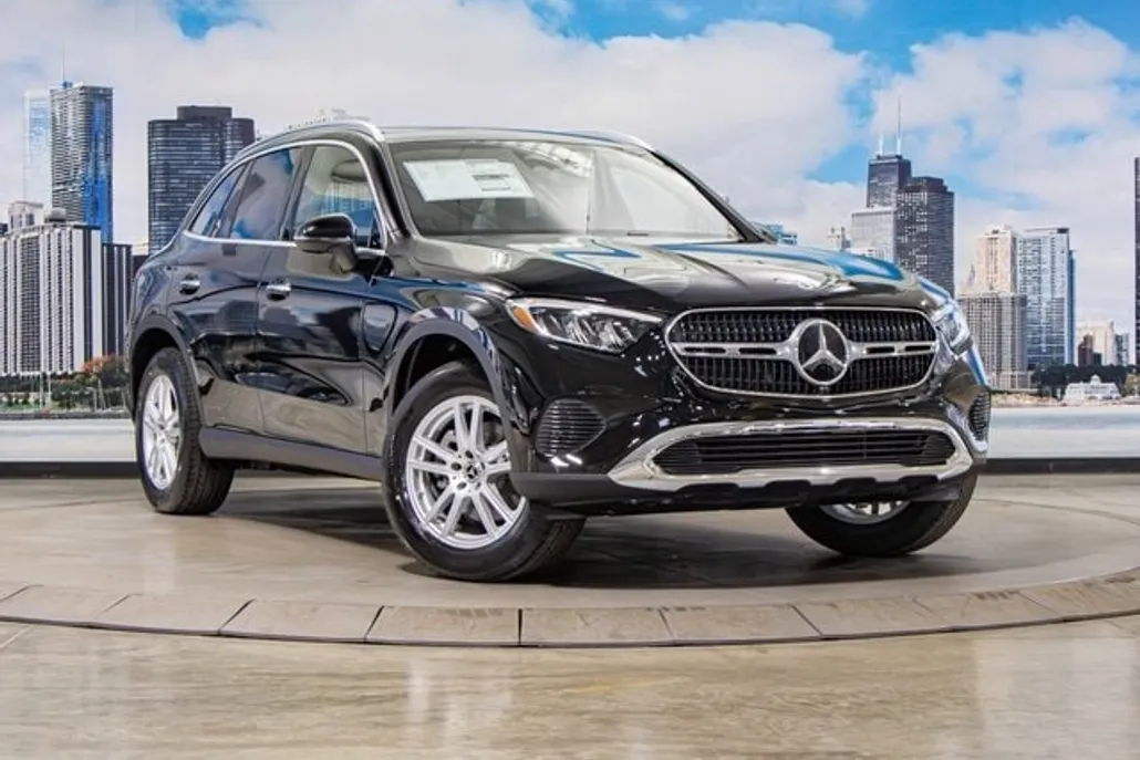 2026 Mercedes Benz GLC 300 4MATIC photo 1