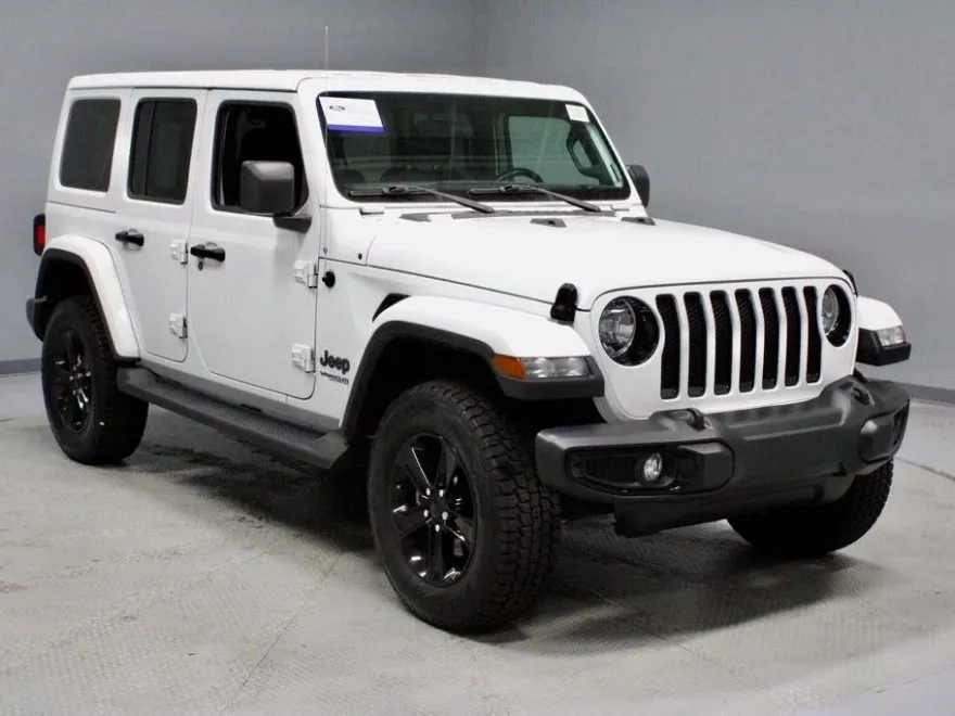 2021 Jeep Wrangler Unlimited Sahara Altitude photo 1