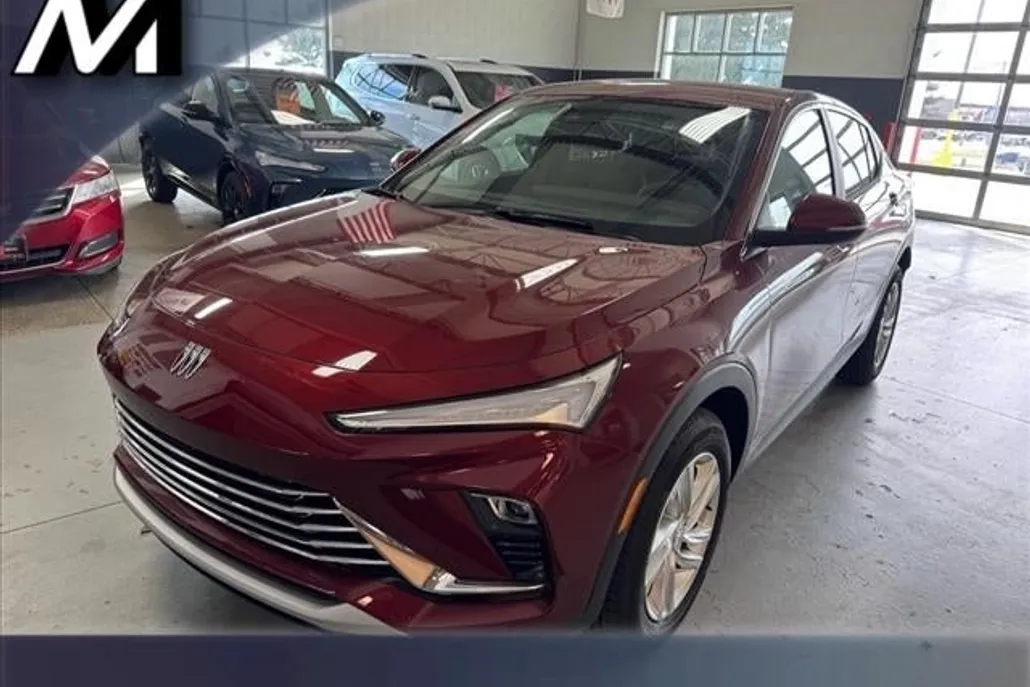 2025 Buick Envista Preferred photo 1
