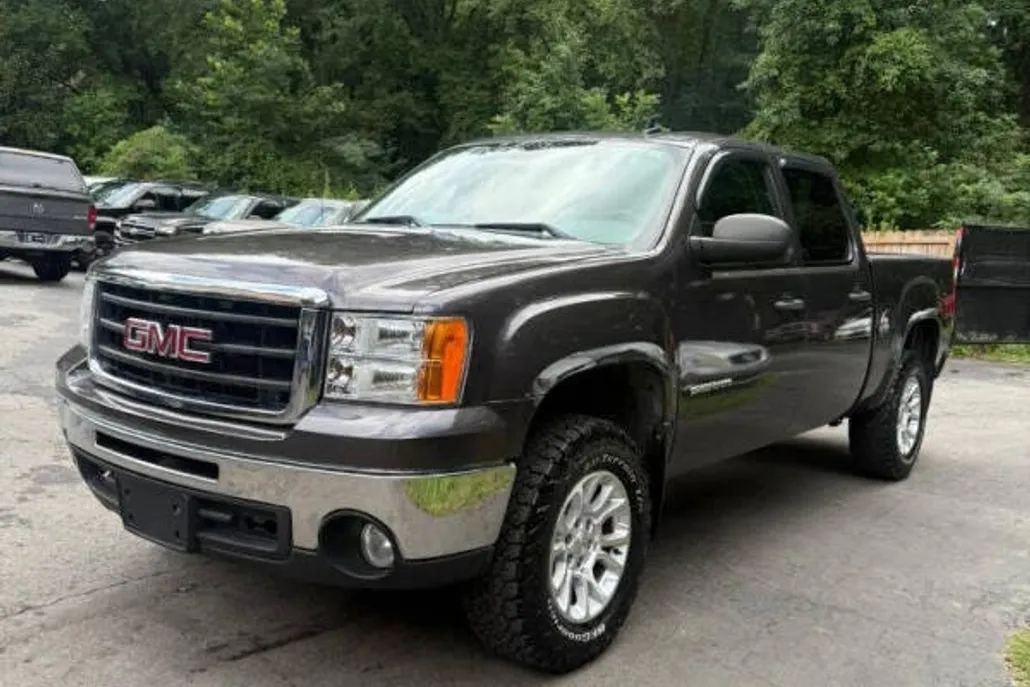 2011 Gmc Sierra 1500 SL photo 1