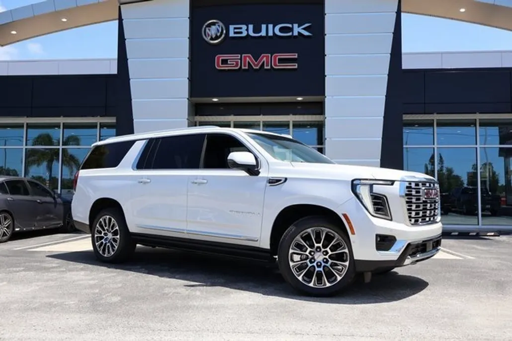 2025 Gmc Yukon XL Denali photo 1