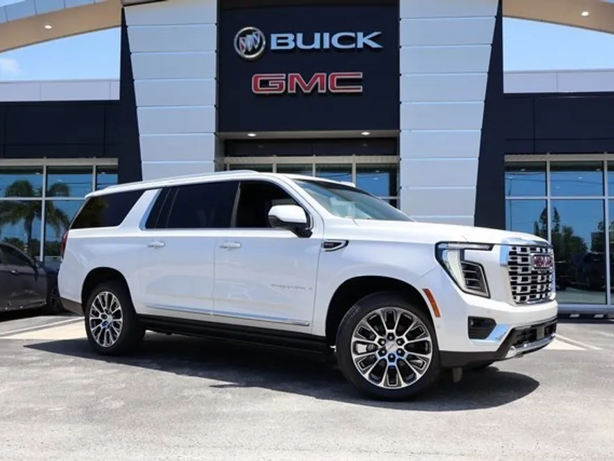 2025 Gmc Yukon XL Denali photo 1