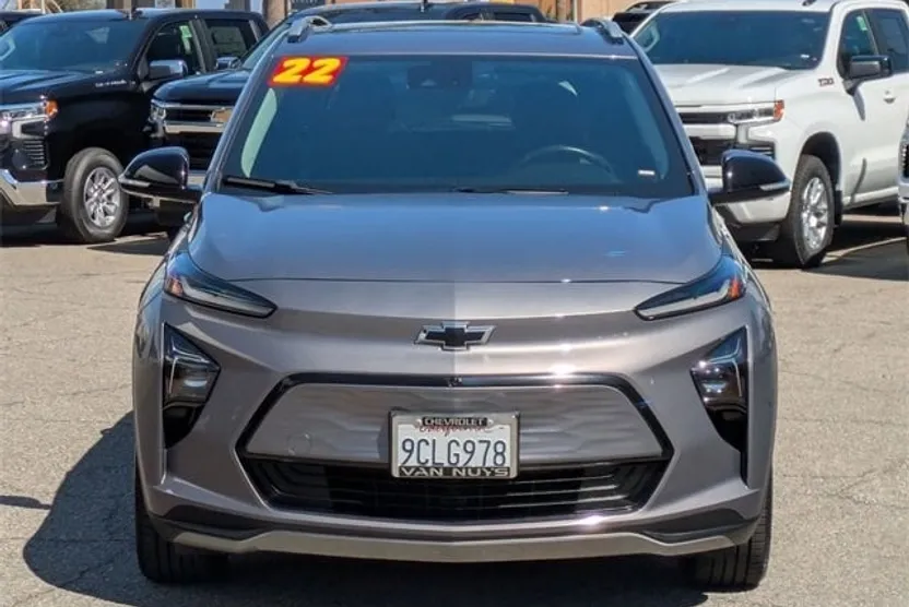 2022 Chevrolet Bolt EUV Premier photo 1