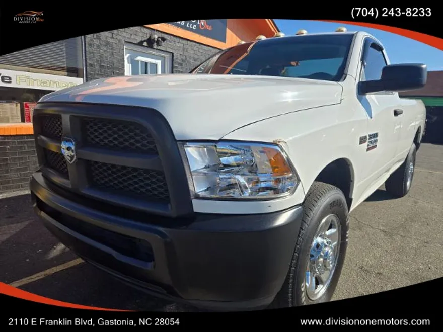 2014 Ram 2500 Tradesman photo 1