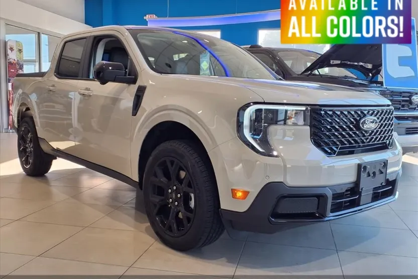 2025 Ford Maverick Lariat photo 1