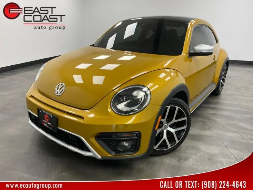 2017 Volkswagen Beetle 1.8T Dune photo 1