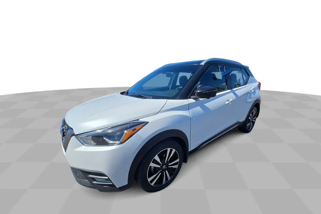 2018 Nissan Kicks SR photo 1