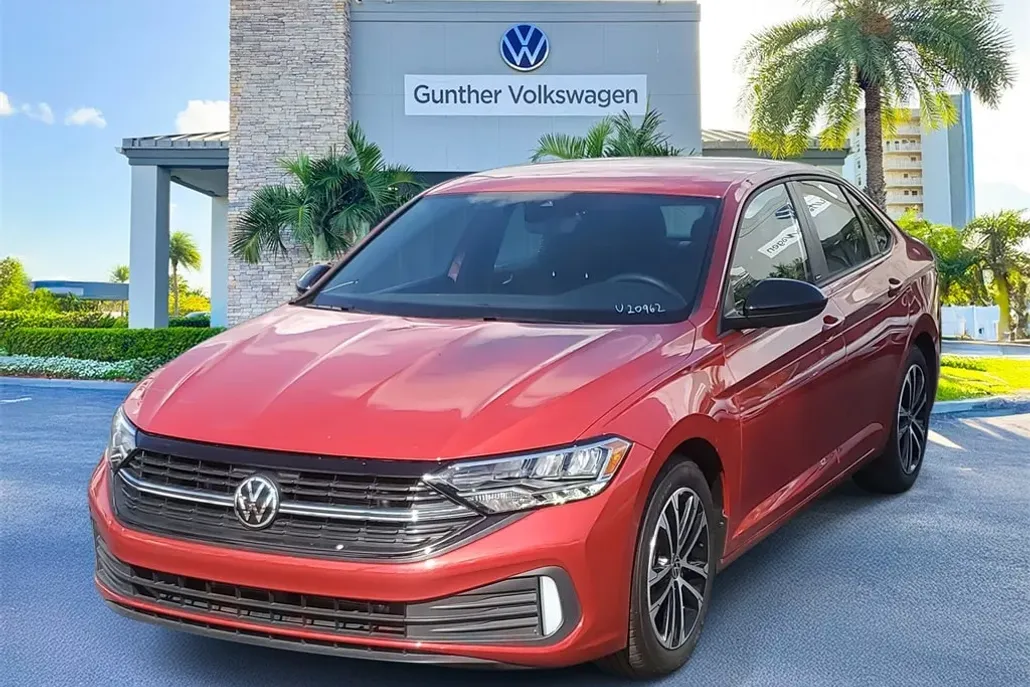 2024 Volkswagen Jetta 1.5T Sport photo 1