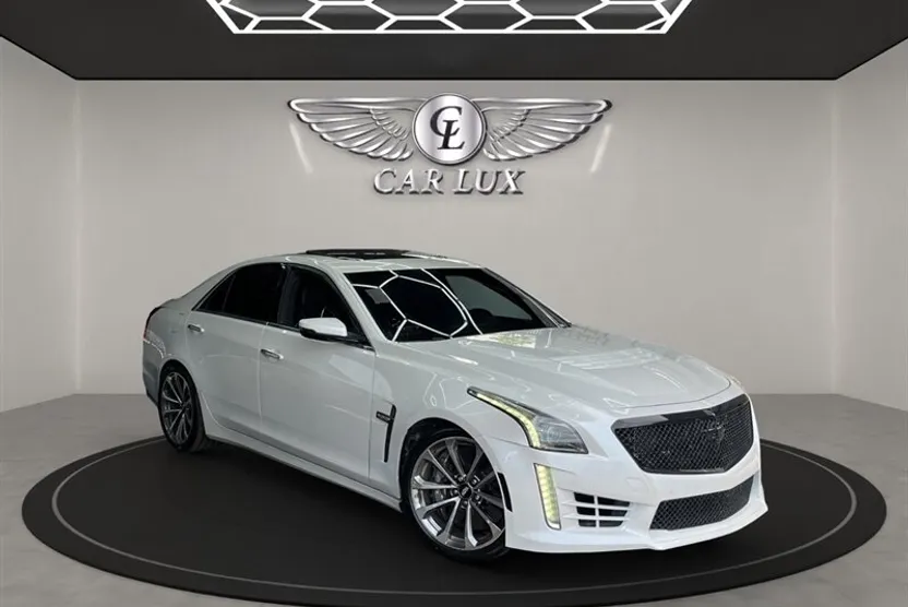 2017 Cadillac CTS photo 1