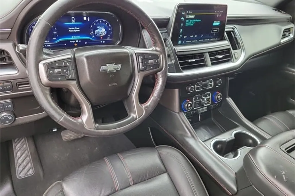 2022 Chevrolet Suburban RST photo 1