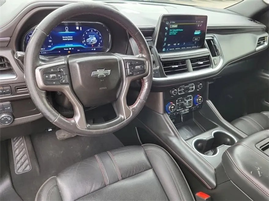 2022 Chevrolet Suburban RST photo 1