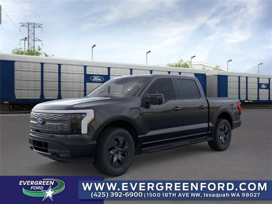 2025 Ford F-150 Lightning Lariat photo 1