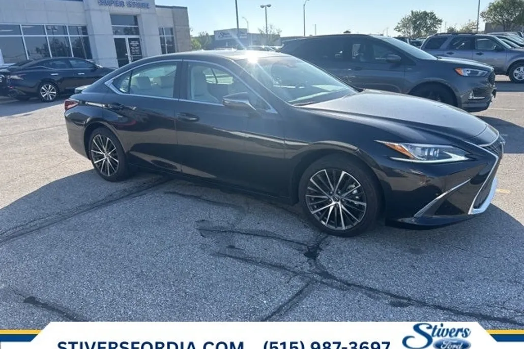 2024 Lexus ES 300h Premium photo 1