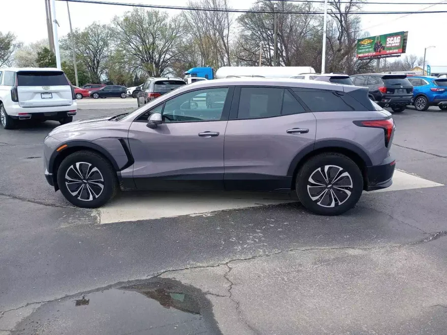 2024 Chevrolet Blazer EV photo 1