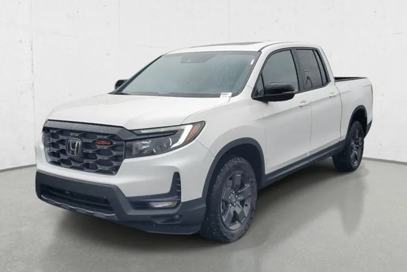 2026 Honda Ridgeline TrailSport photo 1